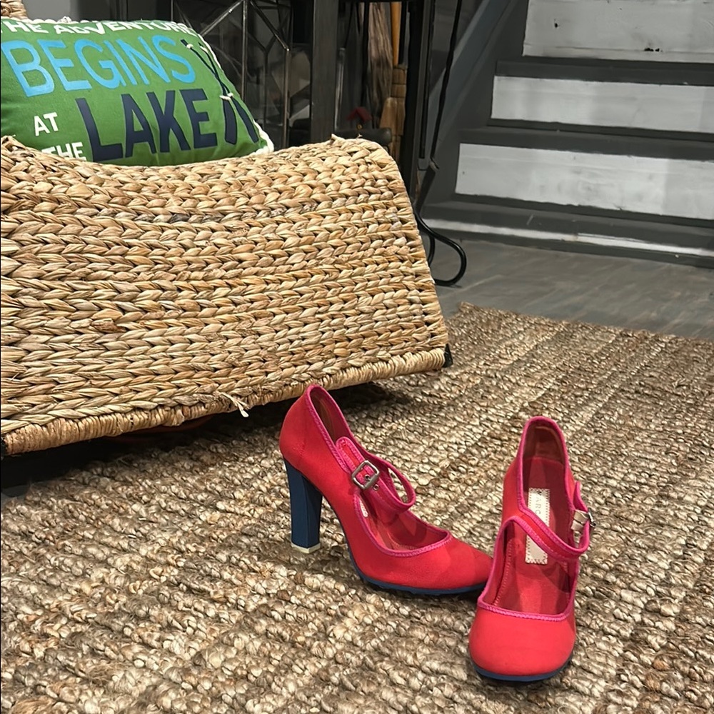 Marc Jacobs Red Blue Alomond Toe Mary-Jane Pumps